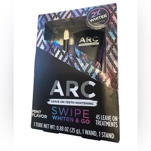NIB‎ ARC Teeth Whitening Swipe and Go Kit